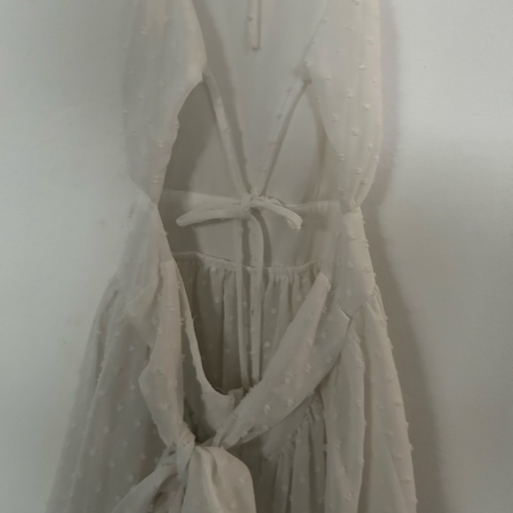 White textured Romper - Picture 4 of 5